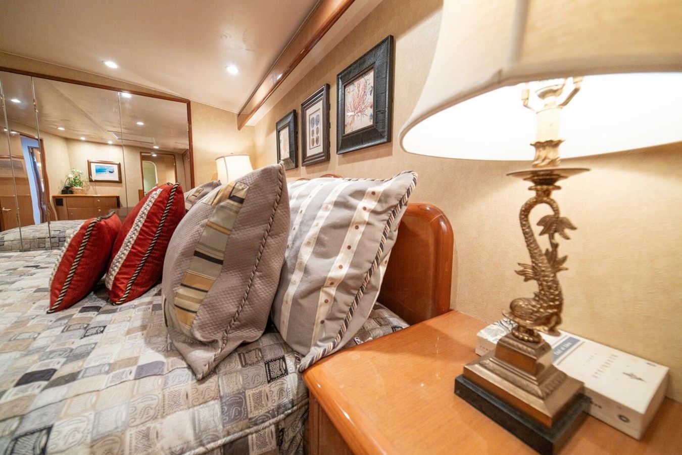 MARIAH JEAN 61 CONVERTIBLE yacht sale
