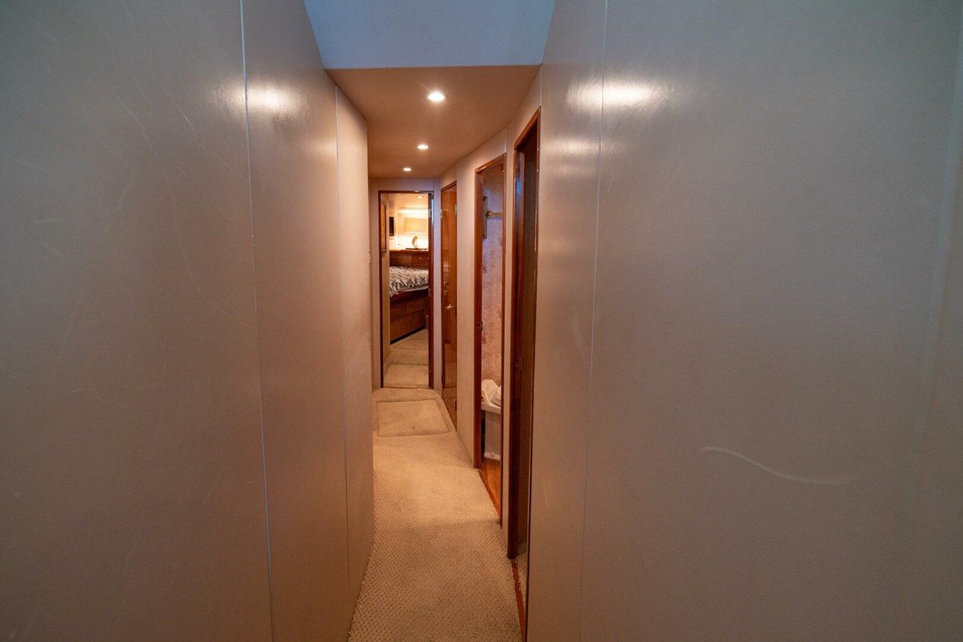 Buy a yacht MARIAH JEAN 2004