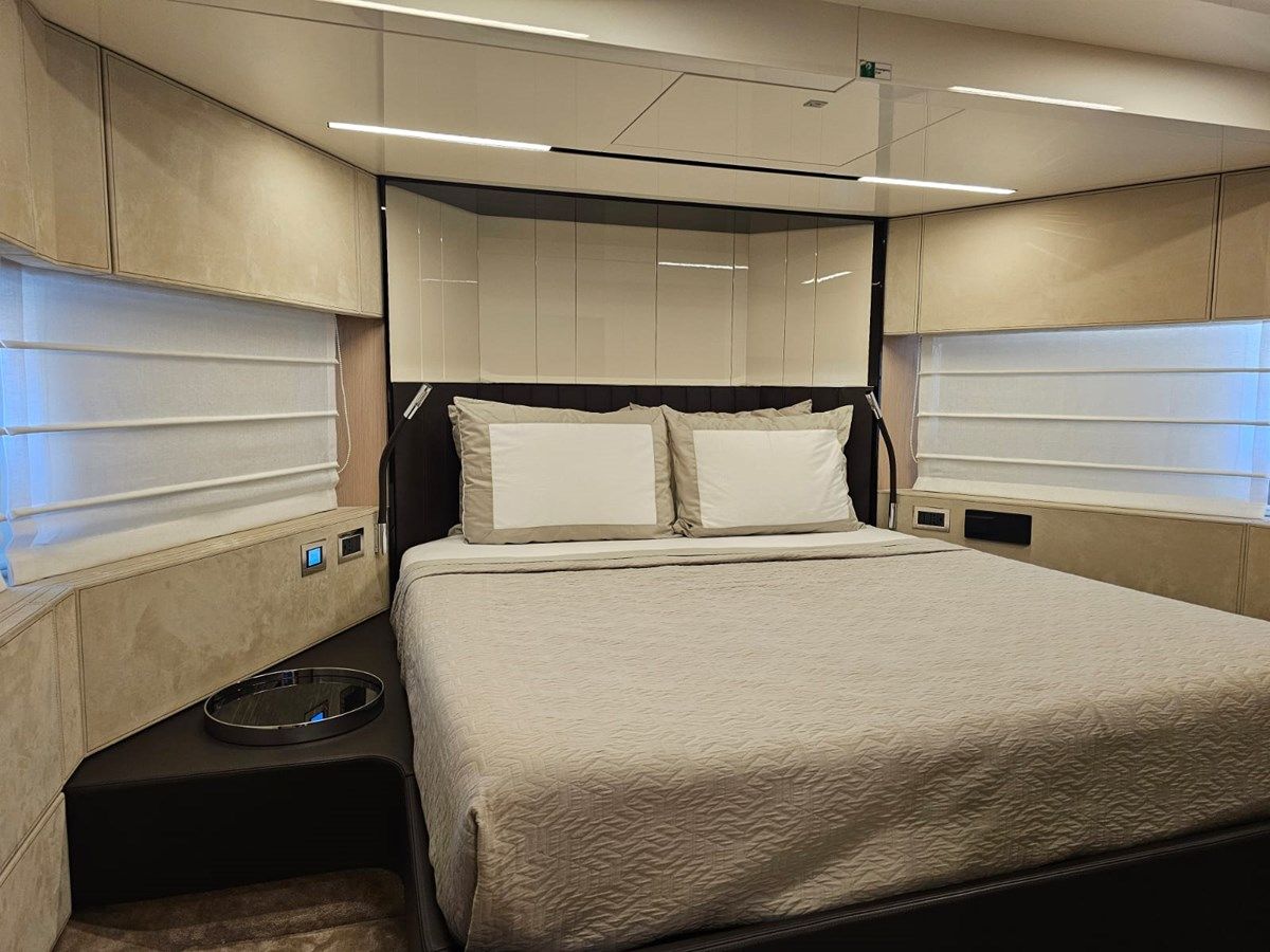 Buy a yacht YAS 88 Sessantasette 67