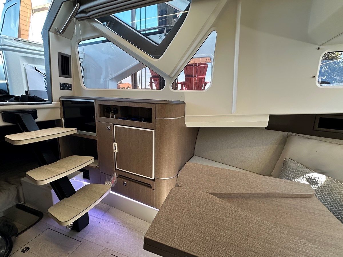 the best price on Galeon 325 gto - Galeon Yachts