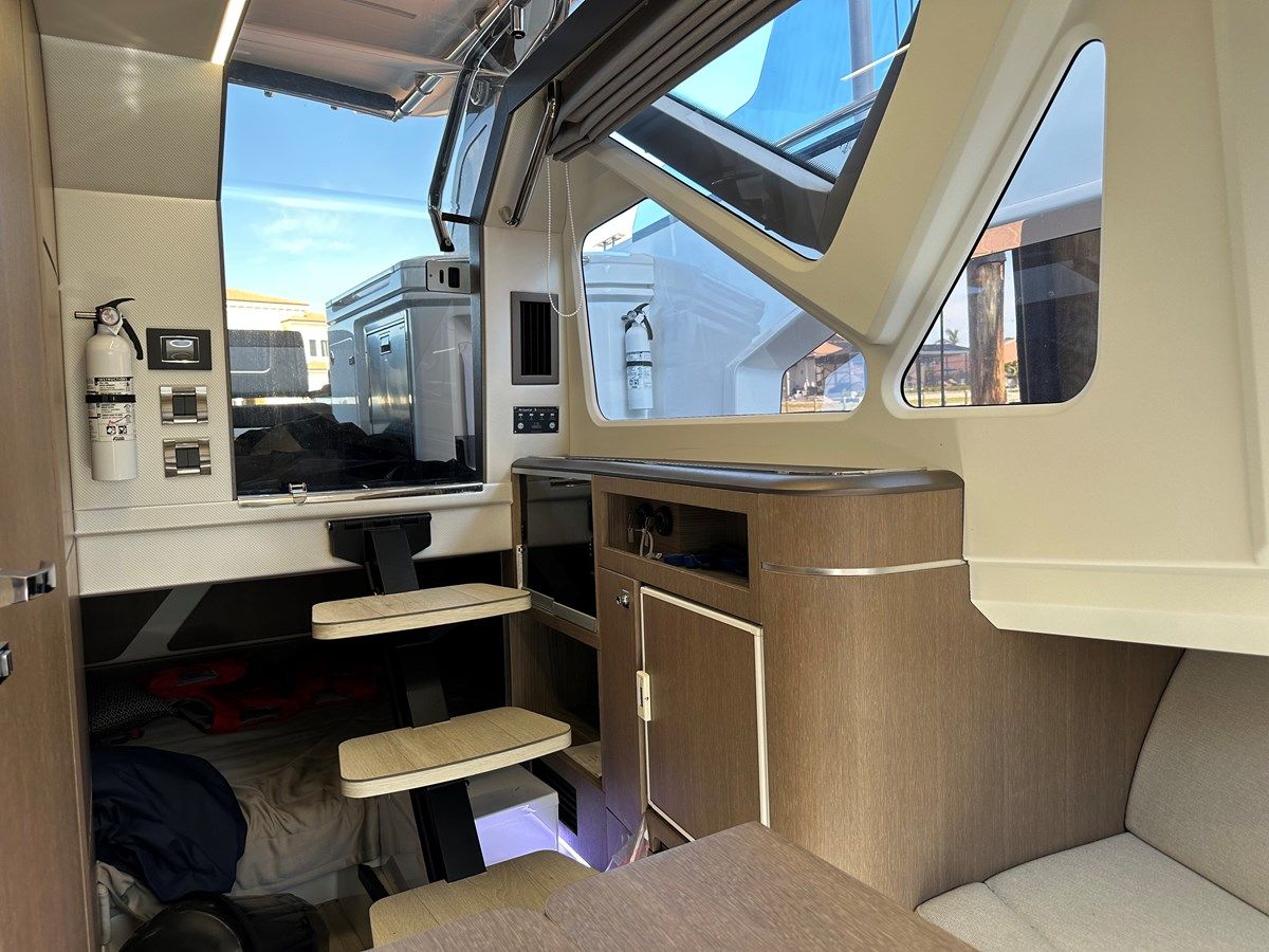 best yacht sales deals Galeon 325 gto - Galeon Yachts