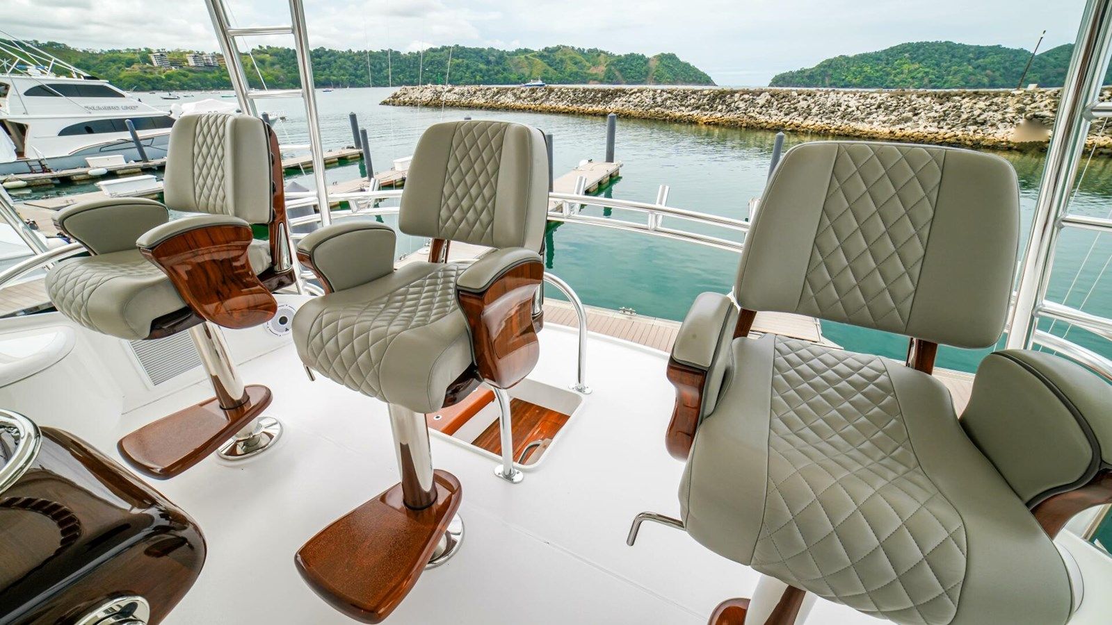 Buy a FREE SPOOL - VIKING at Shestakov Yacht Sales