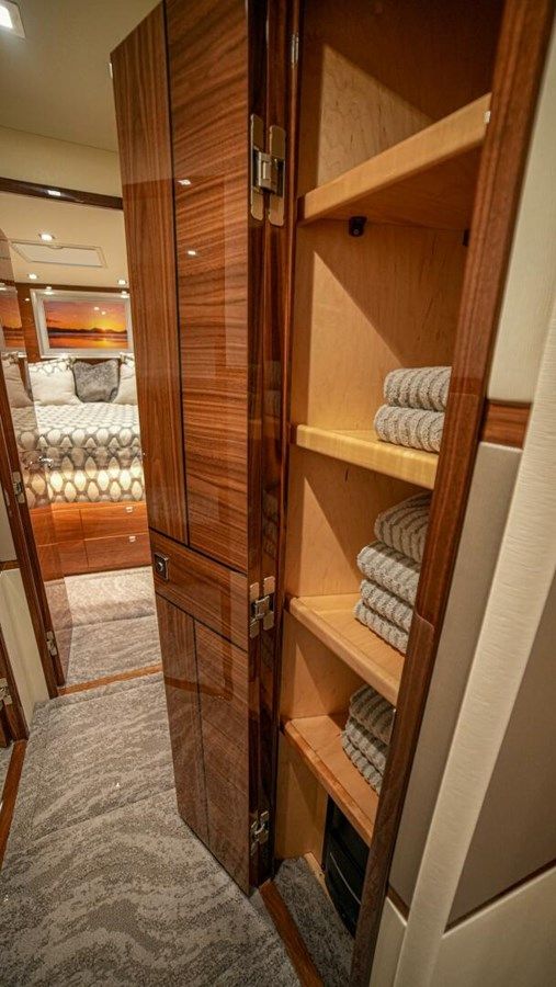 Buy a FREE SPOOL - VIKING at Shestakov Yacht Sales