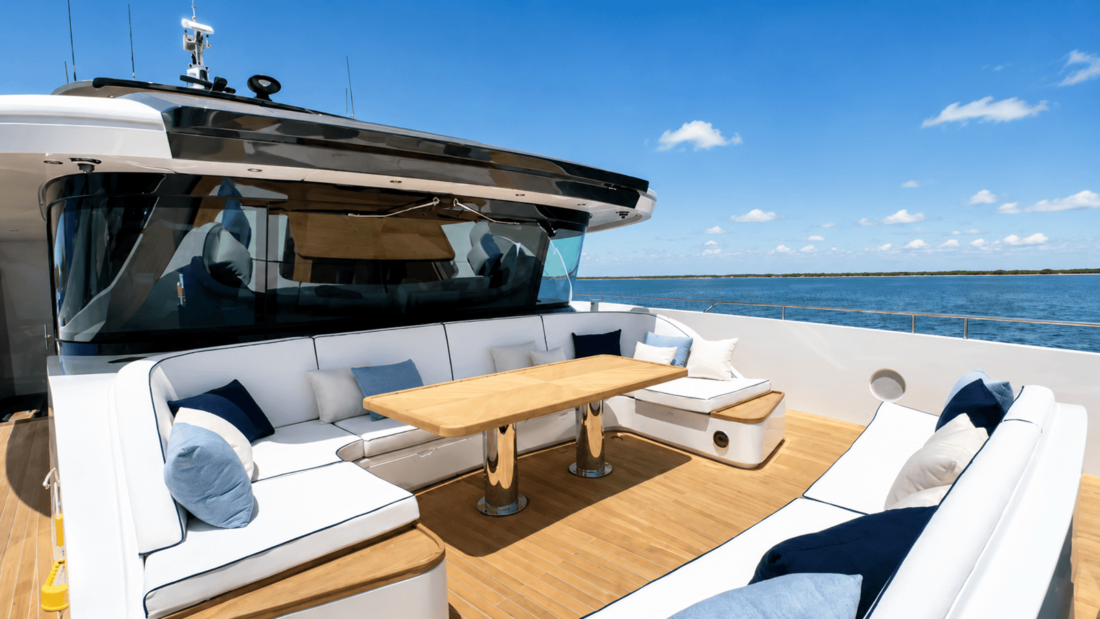 best yacht sales deals MAJESTY 145 - Majesty Yachts