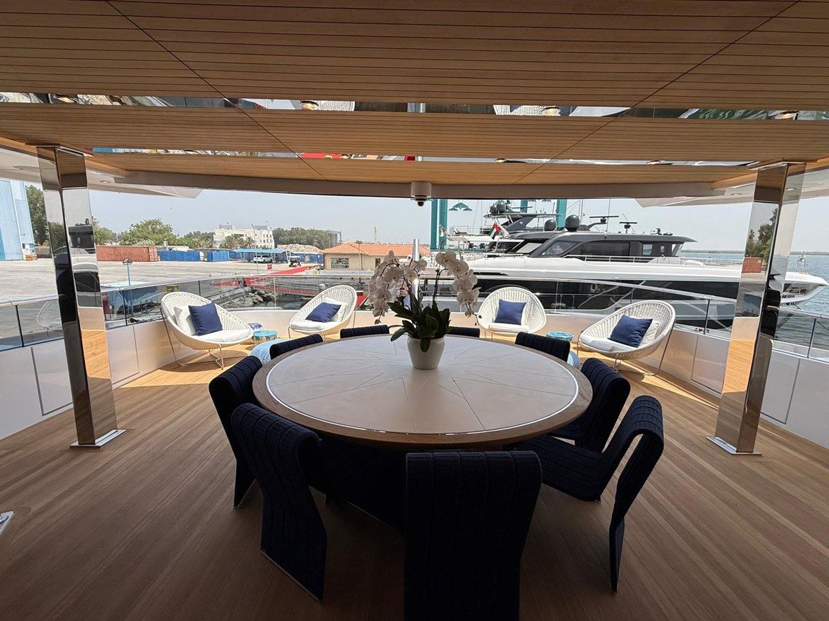 MAJESTY 145 148 yacht sale