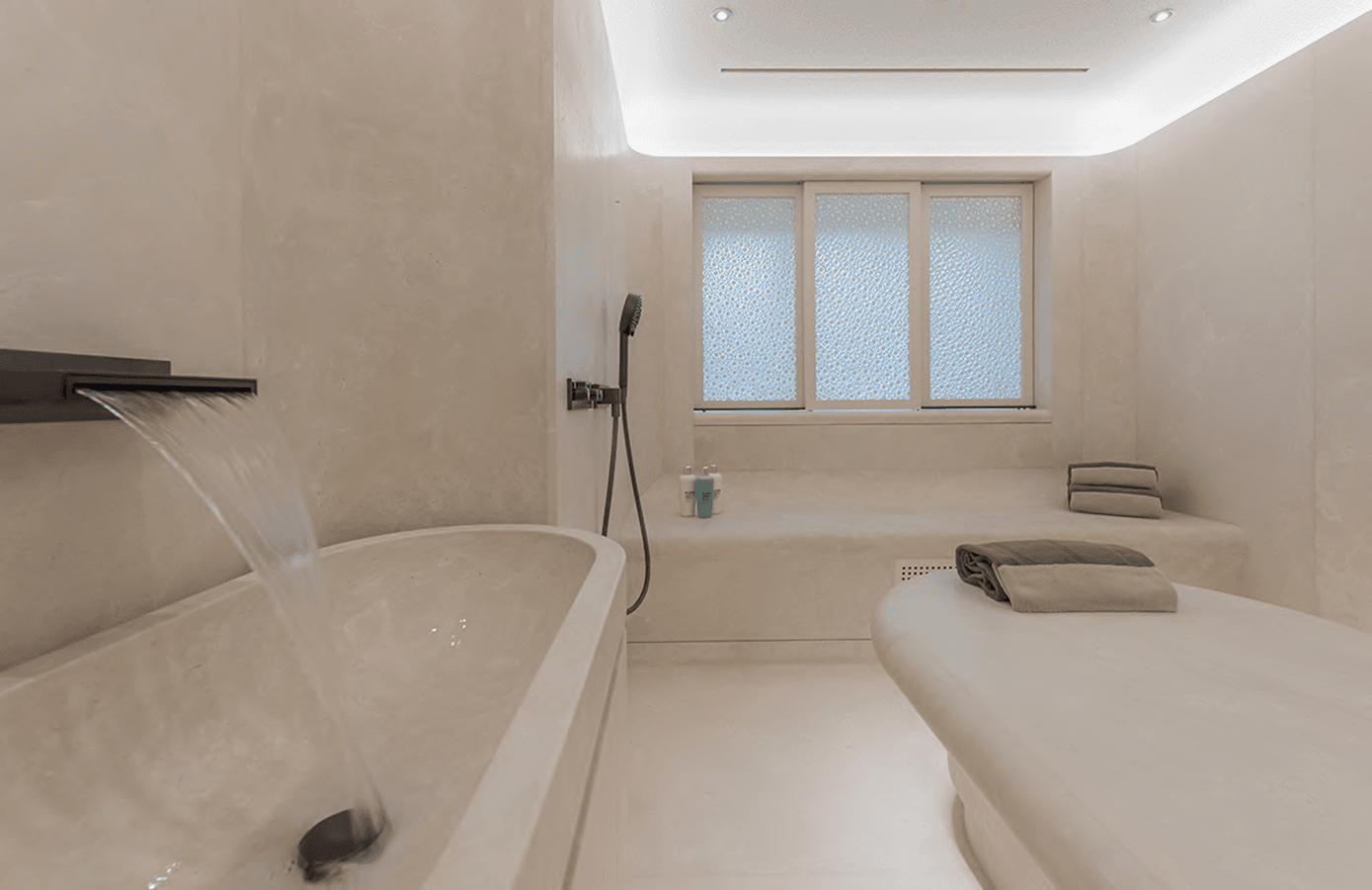 Buy a SYNTHESIS 2021 at Shestakov Yacht Sales