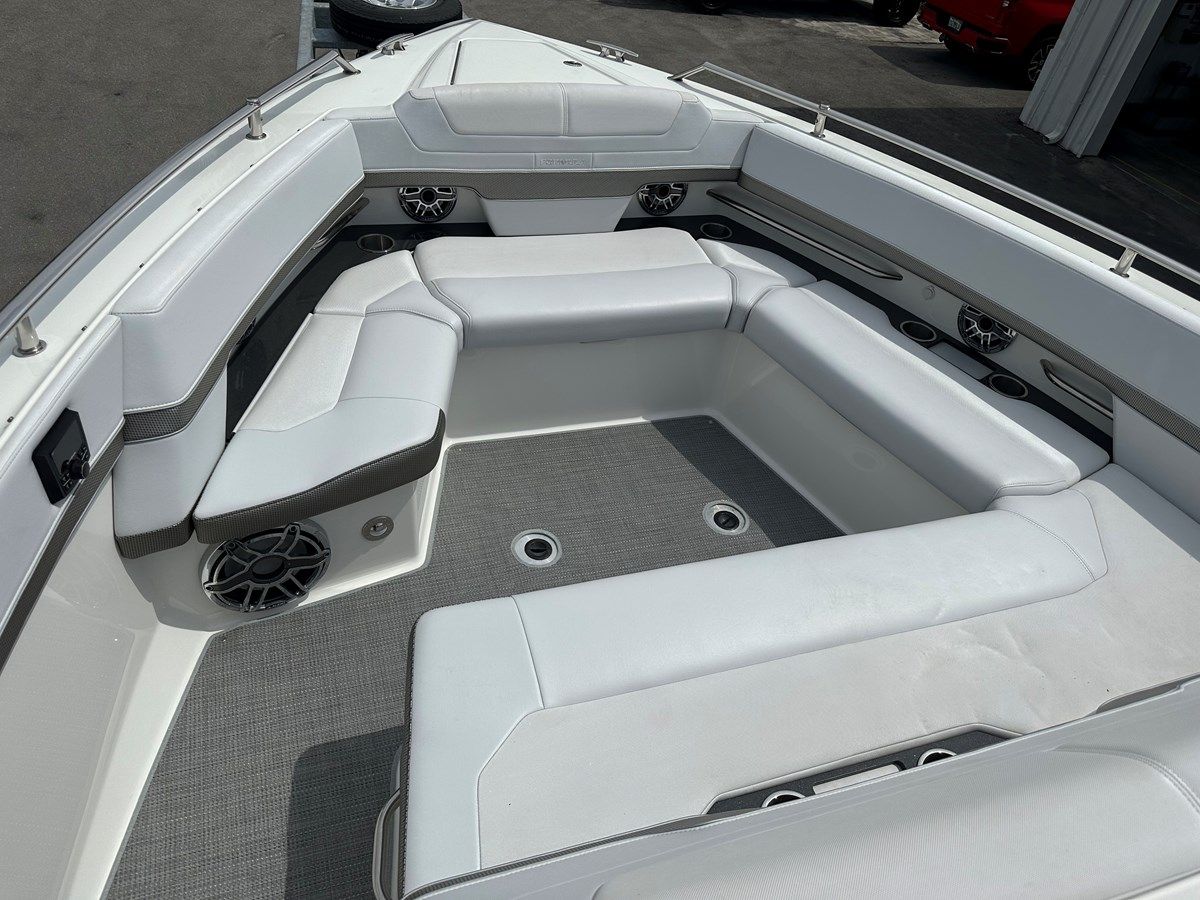 Formula 380 SSC OB - Formula Boats yacht sale