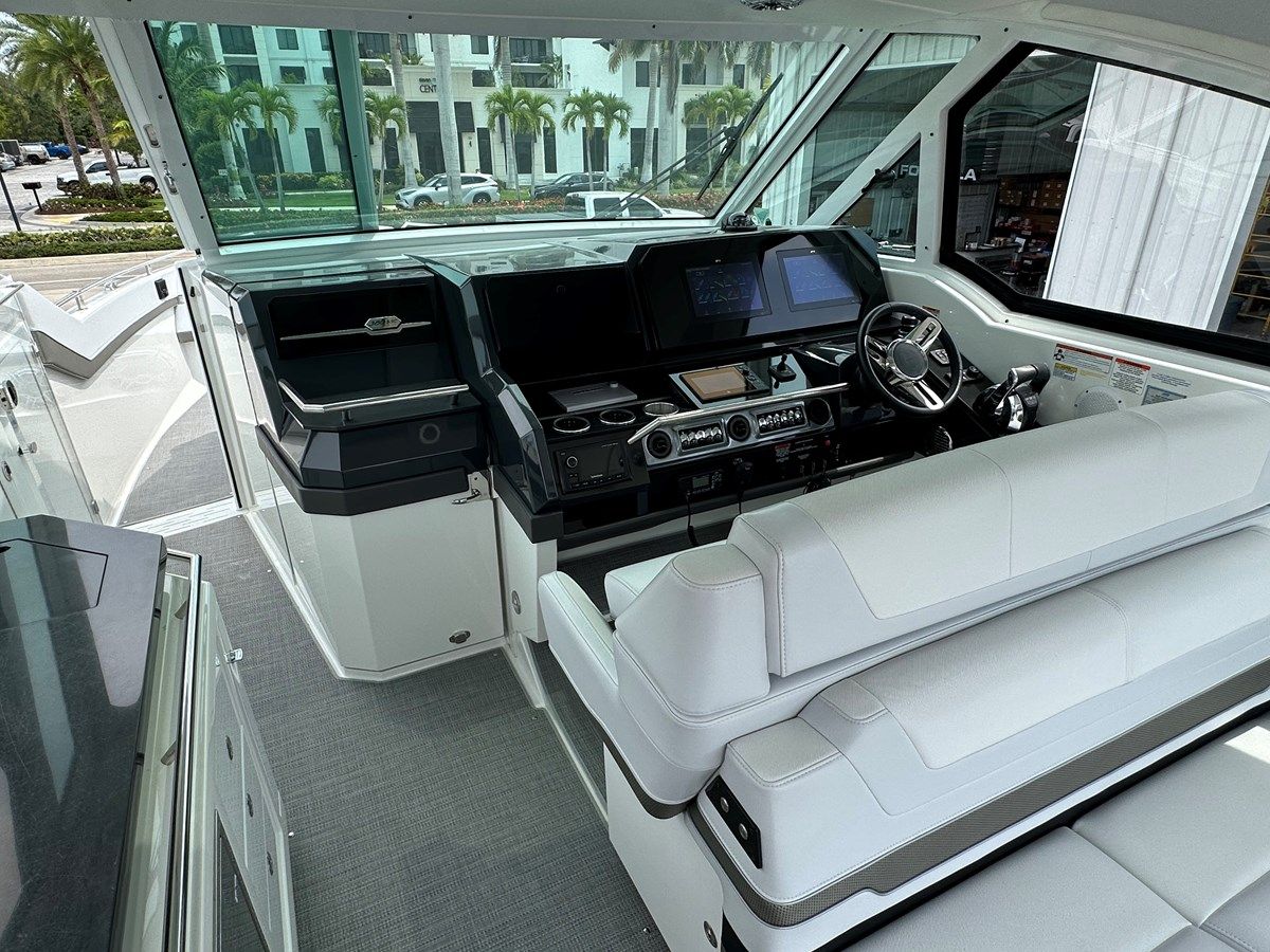 Formula 380 SSC OB - Formula Boats price