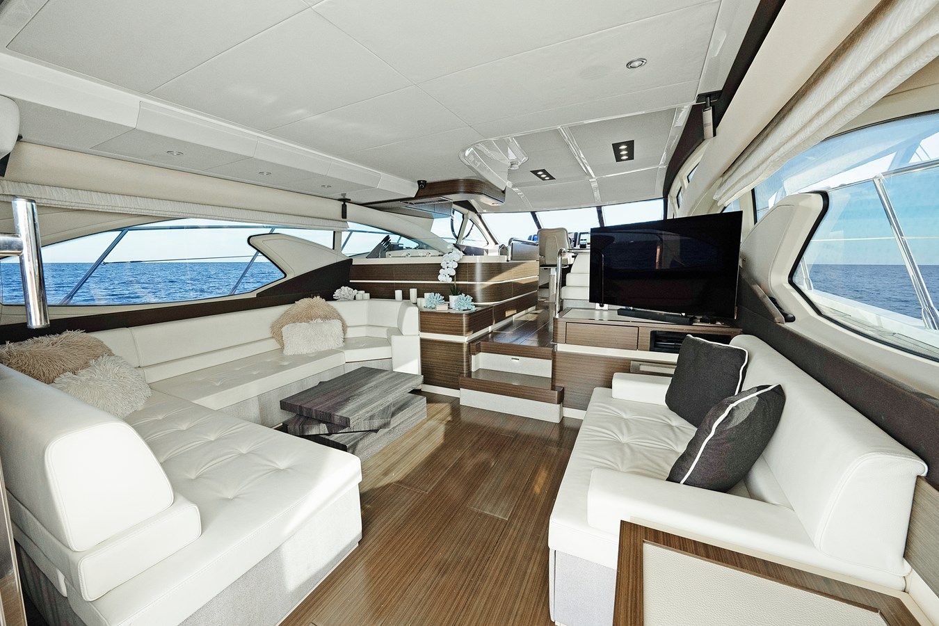 Стоимость яхты ACCIAIO BLU - Azimut Yachts