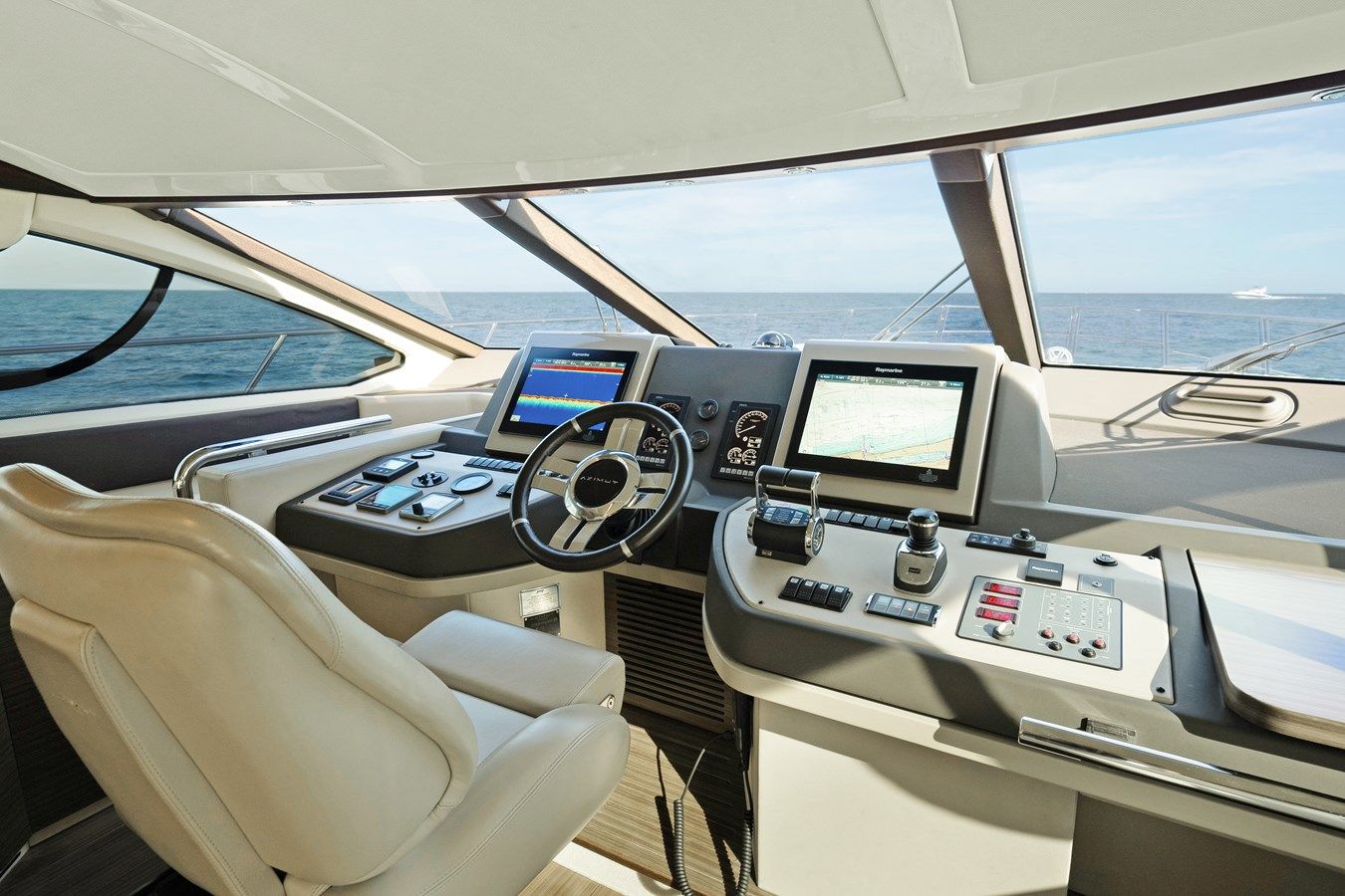 Лучшая цена на ACCIAIO BLU - Azimut Yachts