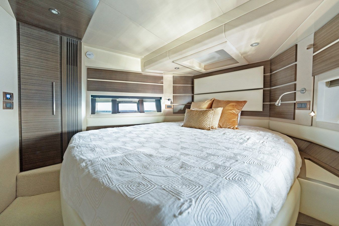 Стоимость яхты ACCIAIO BLU - Azimut Yachts