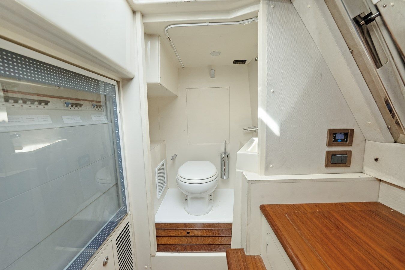 Купить ACCIAIO BLU - Azimut Yachts