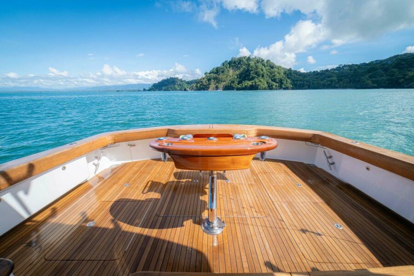 Buy a yacht OFFENSIVE 2017
