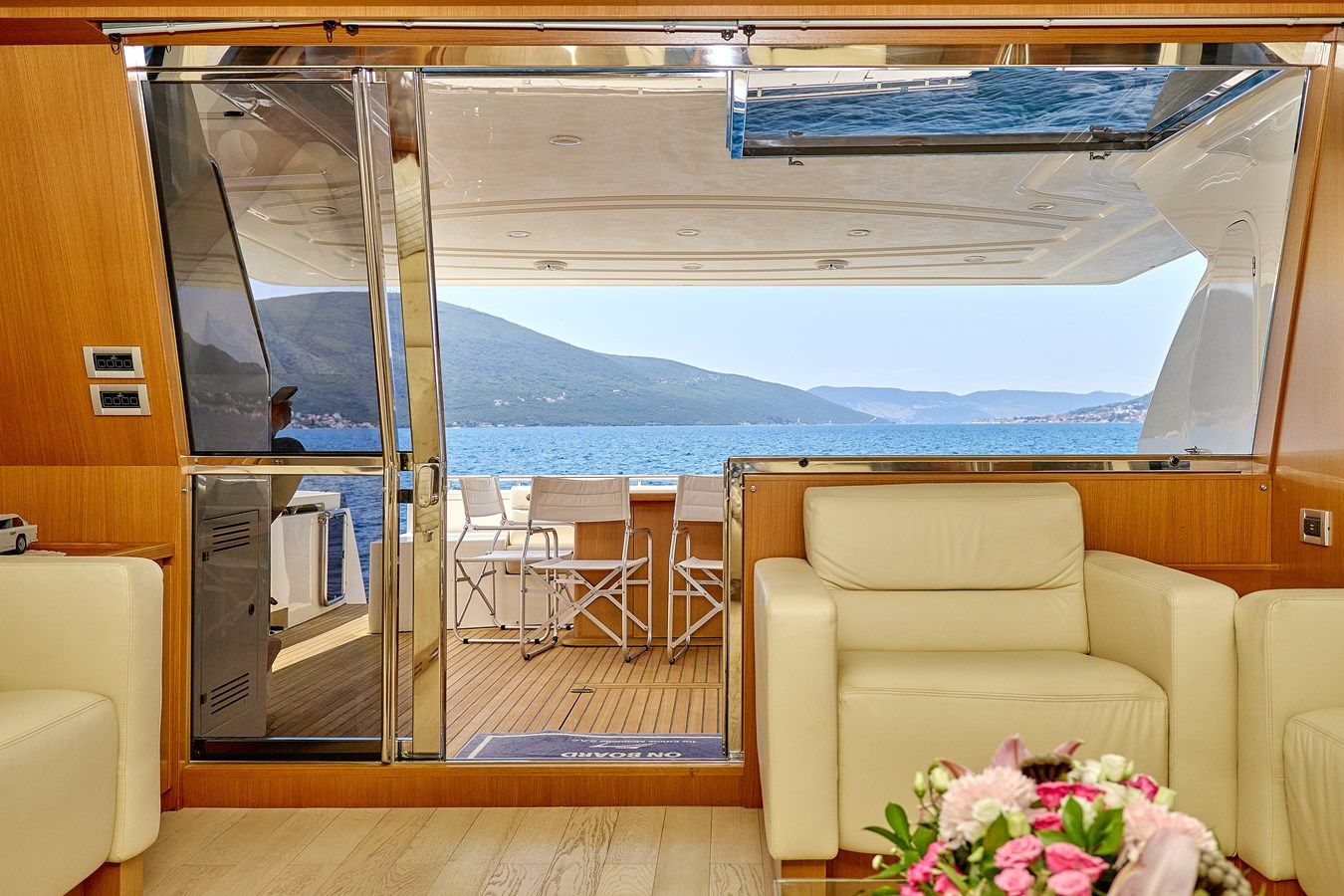 Buy a yacht GANS - Ferretti Yachts