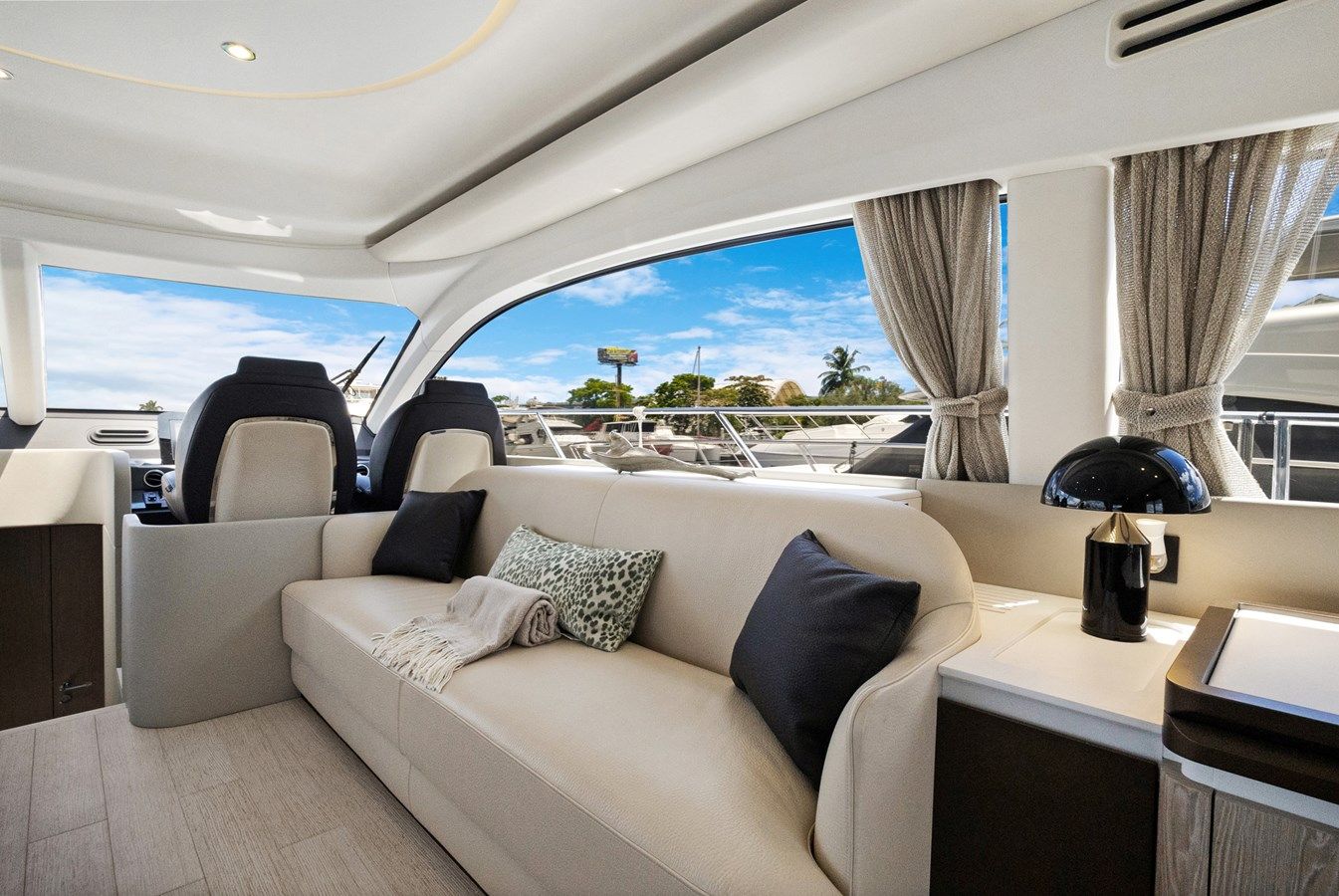 Buy a GUYAL 53 Fly at Shestakov Yacht Sales