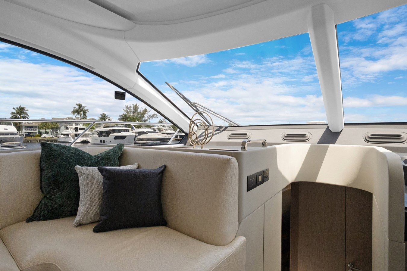 GUYAL yacht sale