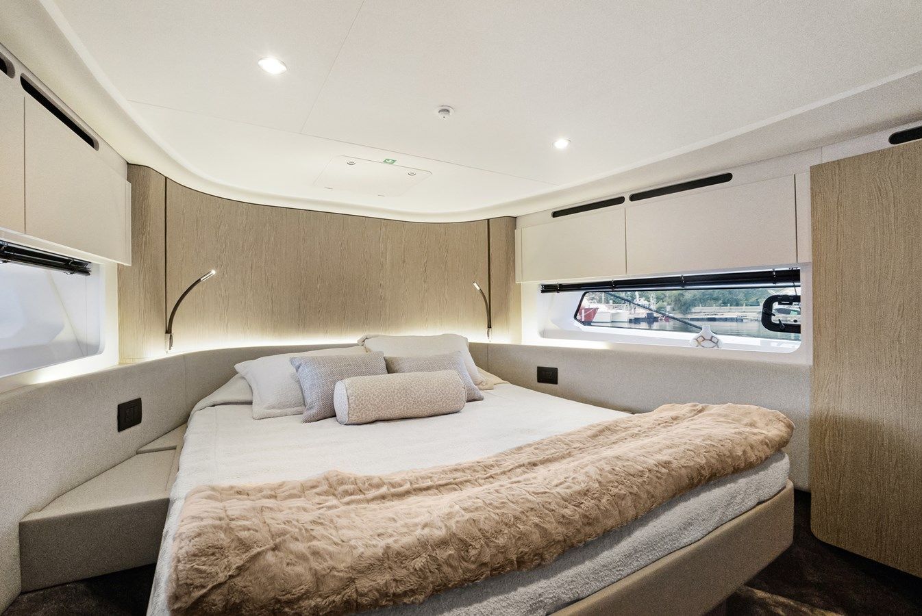 Buy a yacht GUYAL
