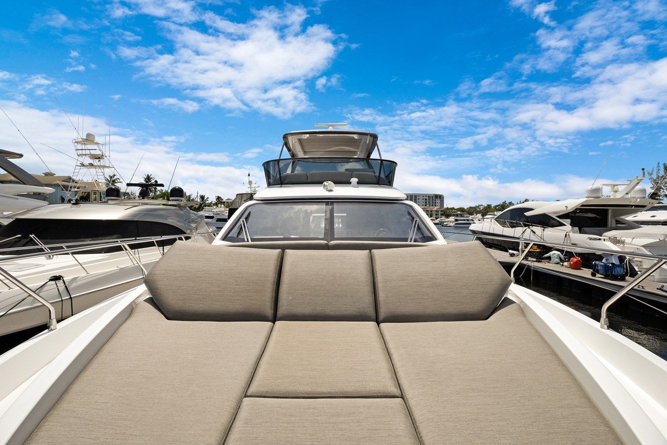 GUYAL - Azimut Yachts price