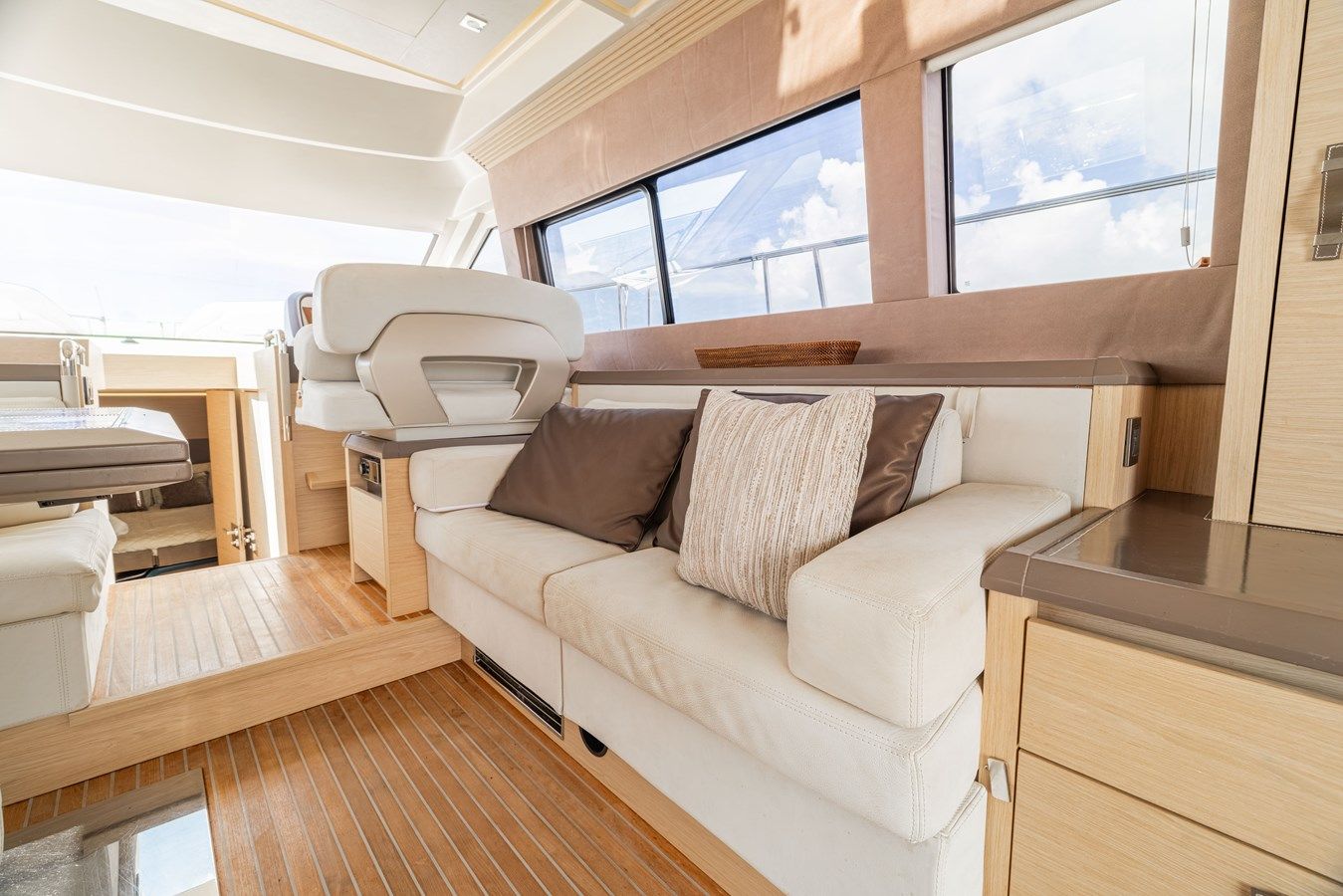 best yacht sales deals NA - Beneteau