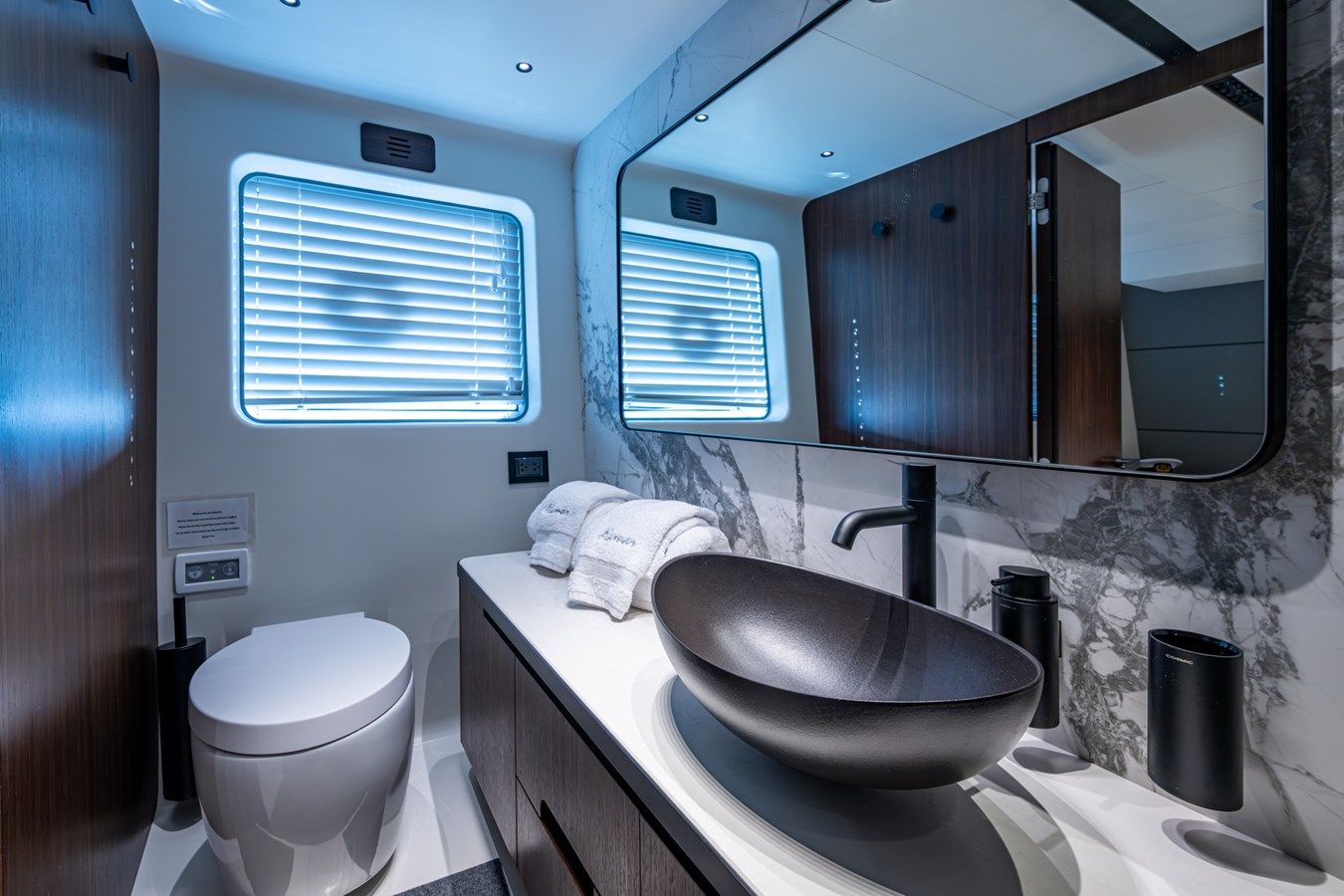 Buy a ALAMAR - Astondoa at Shestakov Yacht Sales