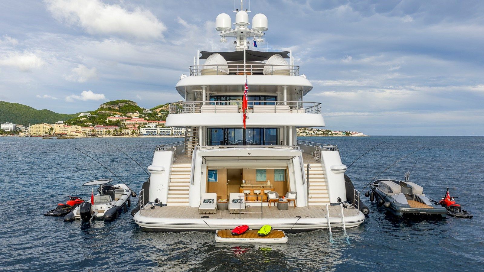 Купить яхту NENINKA 221 в Shestakov Yacht Sales