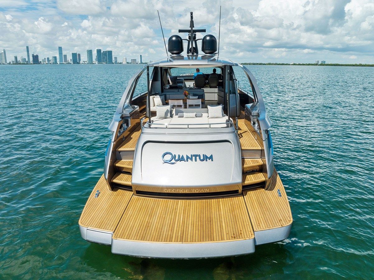 Продажа яхты QUANTUM - PERSHING
