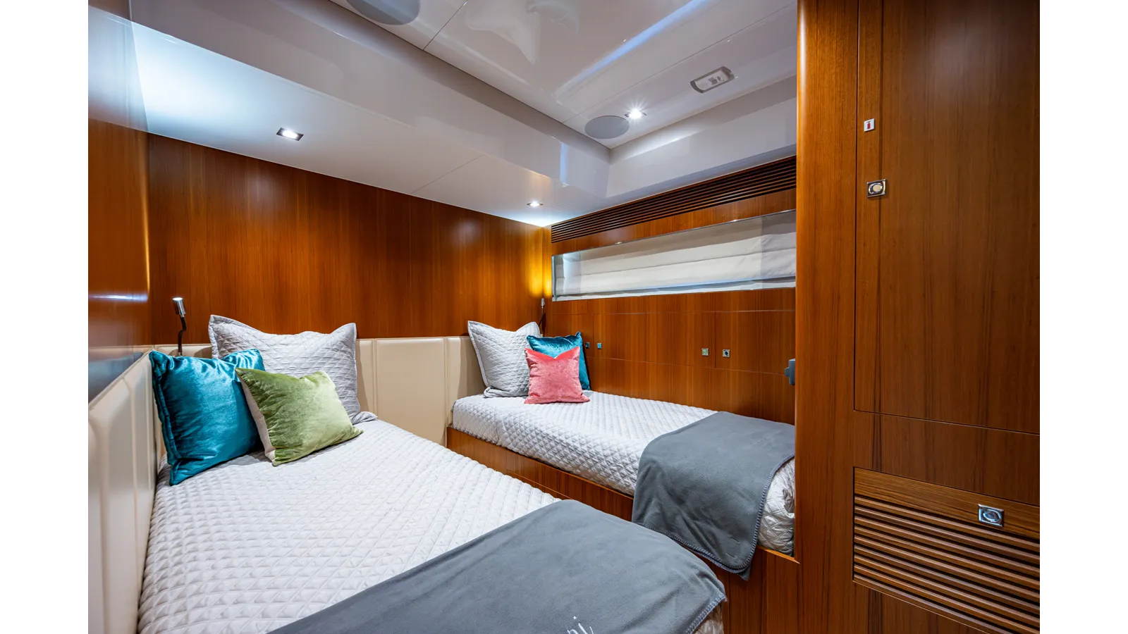 best yacht sales deals SATORI - Horizon Yachts