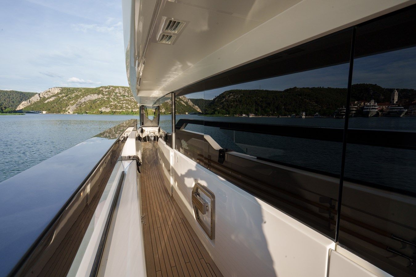 the best price on DESTINO - Sanlorenzo