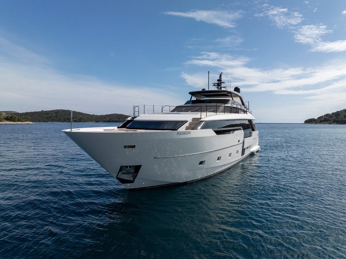 DESTINO SL96A yacht sale