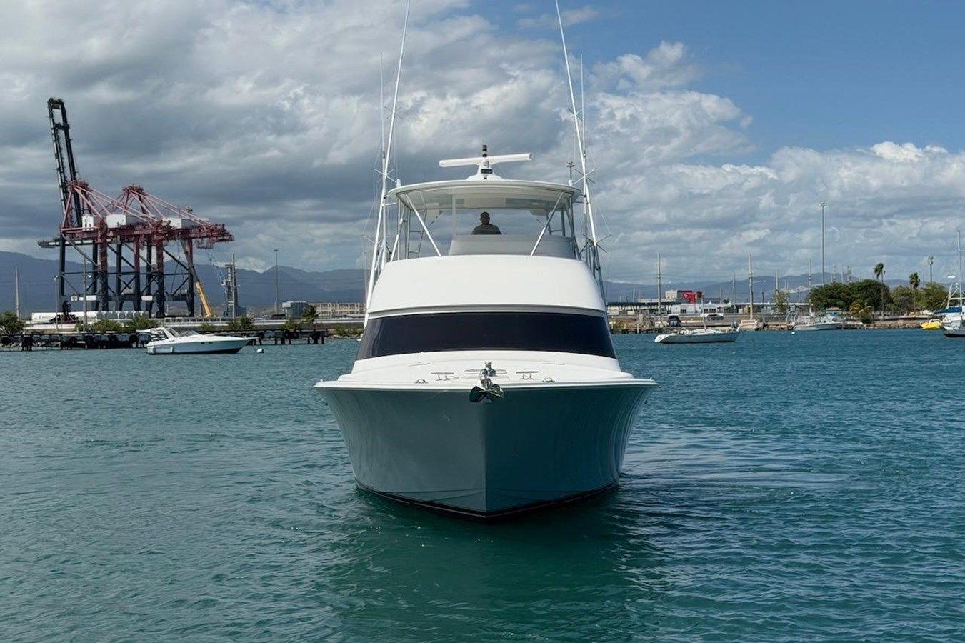 Buy a yacht Sandy 2012