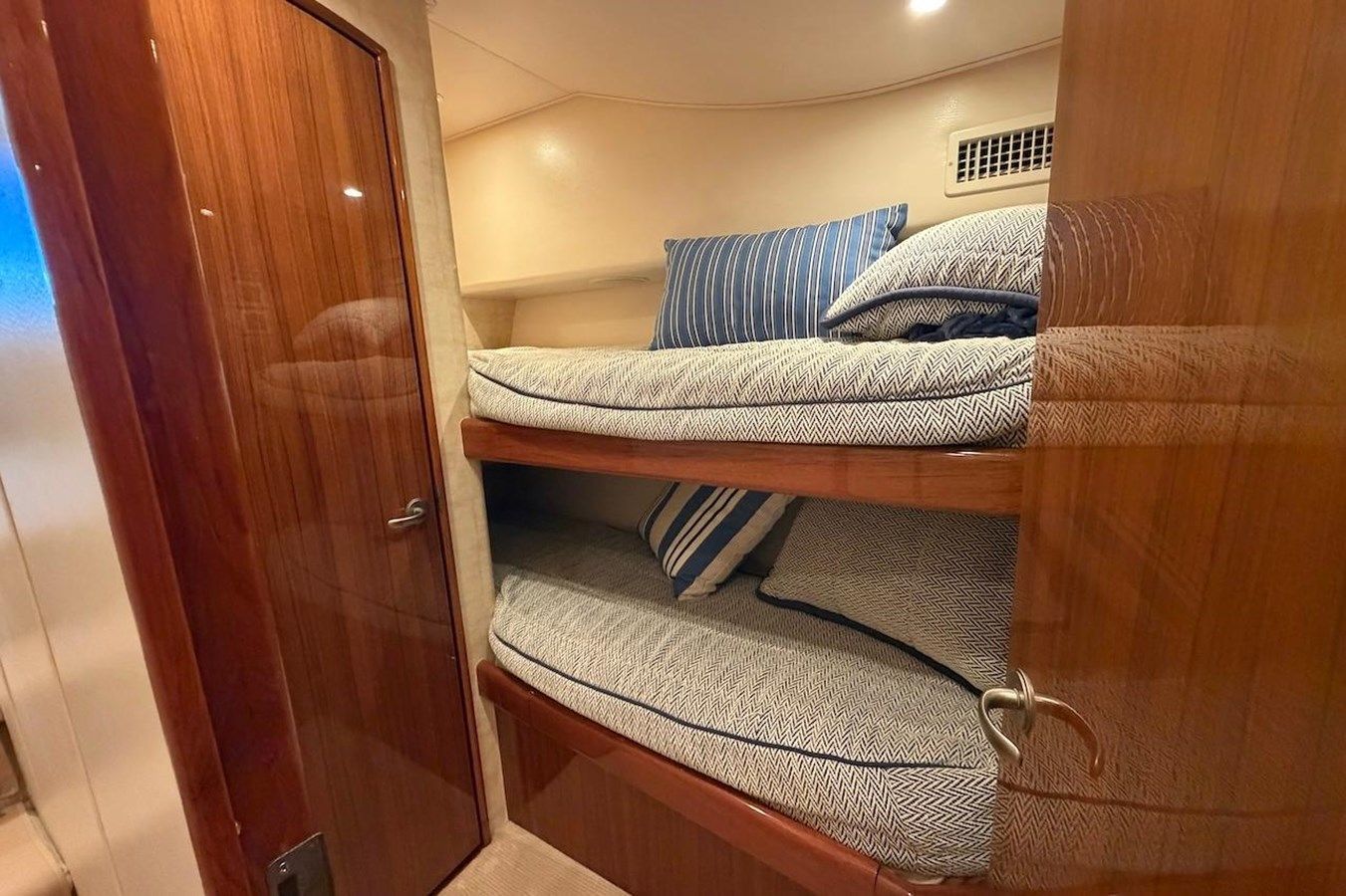 best yacht sales deals Sandy - VIKING