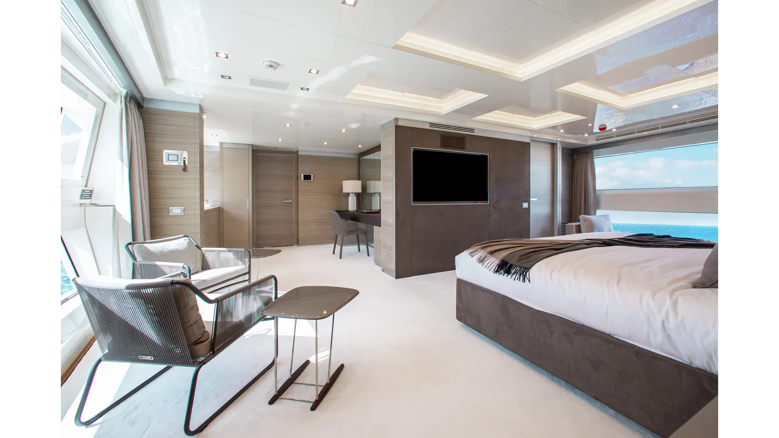 Купить яхту EMINA 2014 в Shestakov Yacht Sales