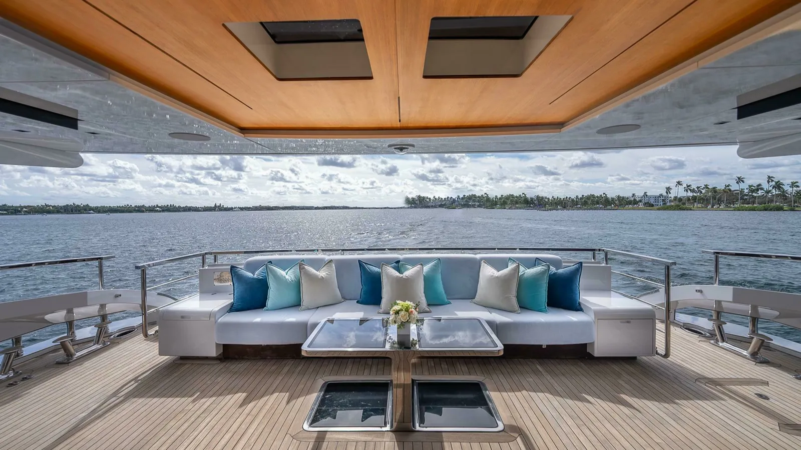 the best price on NEVERLAND - Mangusta