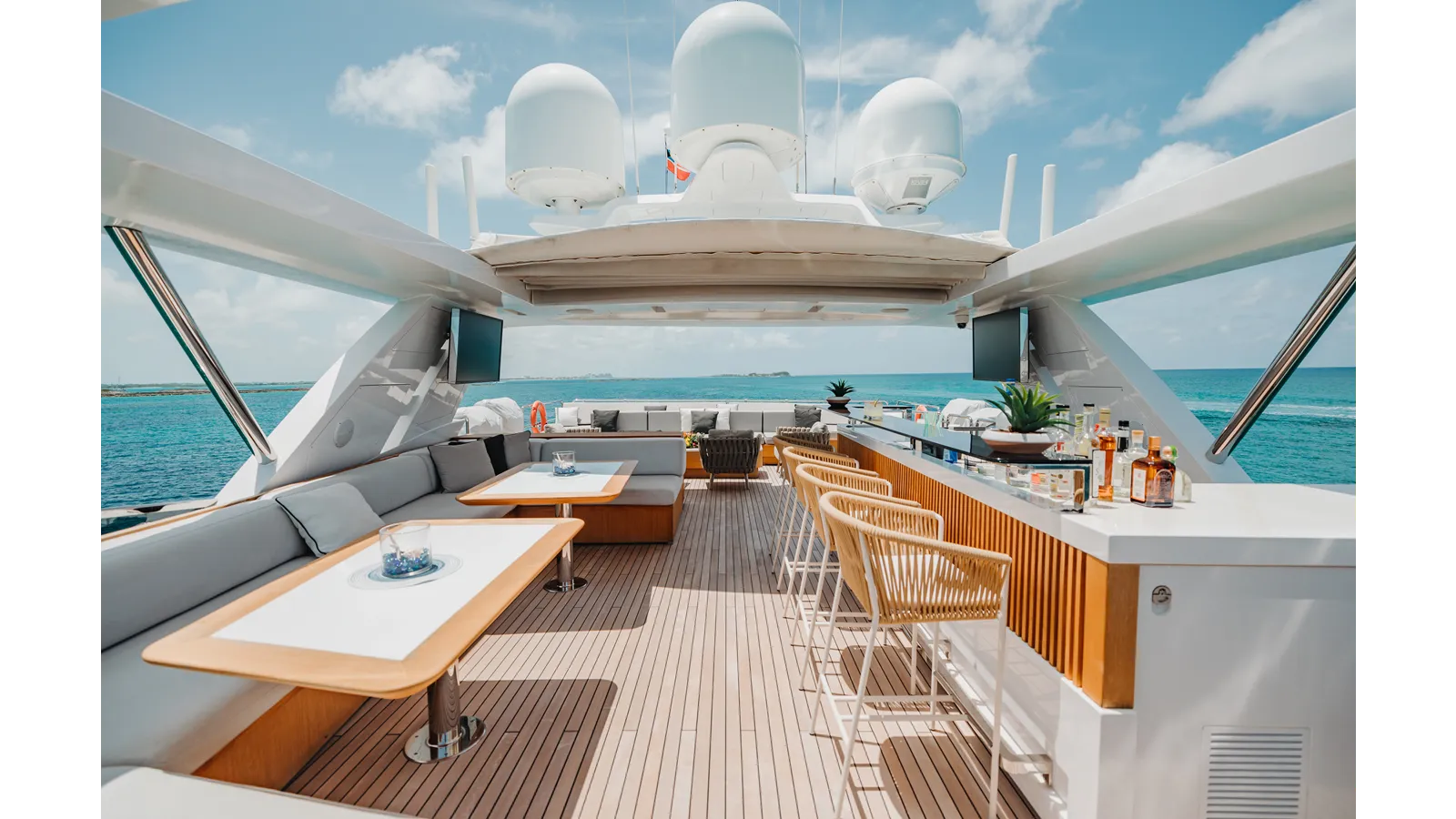 Купить яхту EMINA - Benetti в Shestakov Yacht Sales