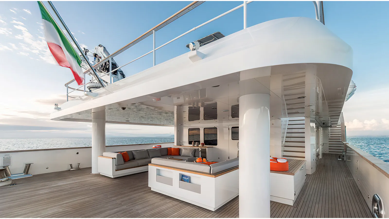 best yacht sales deals EXPLORER 130