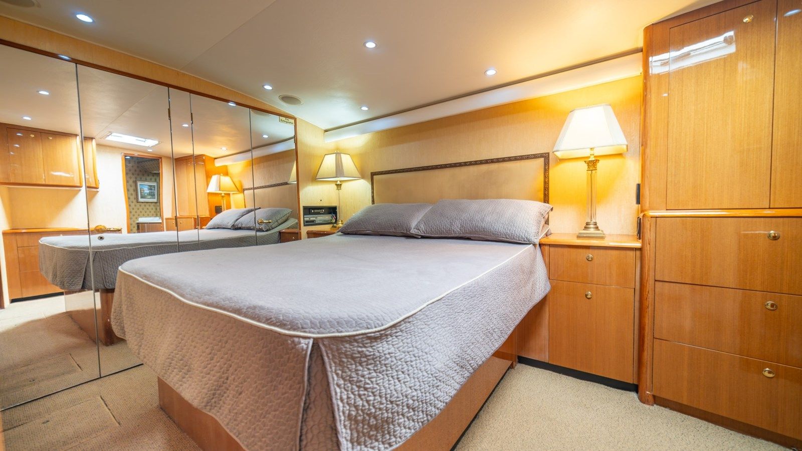 Buy a yacht BOLITA TOO 2002