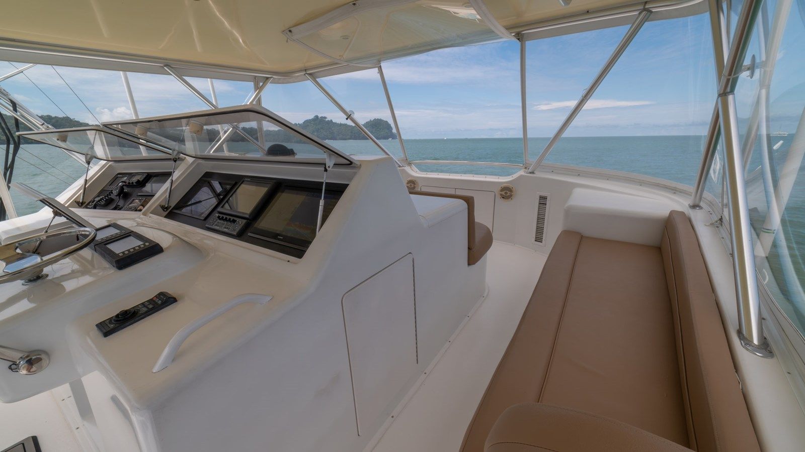 Buy a BOLITA TOO 61 CONVERTIBLE at Shestakov Yacht Sales
