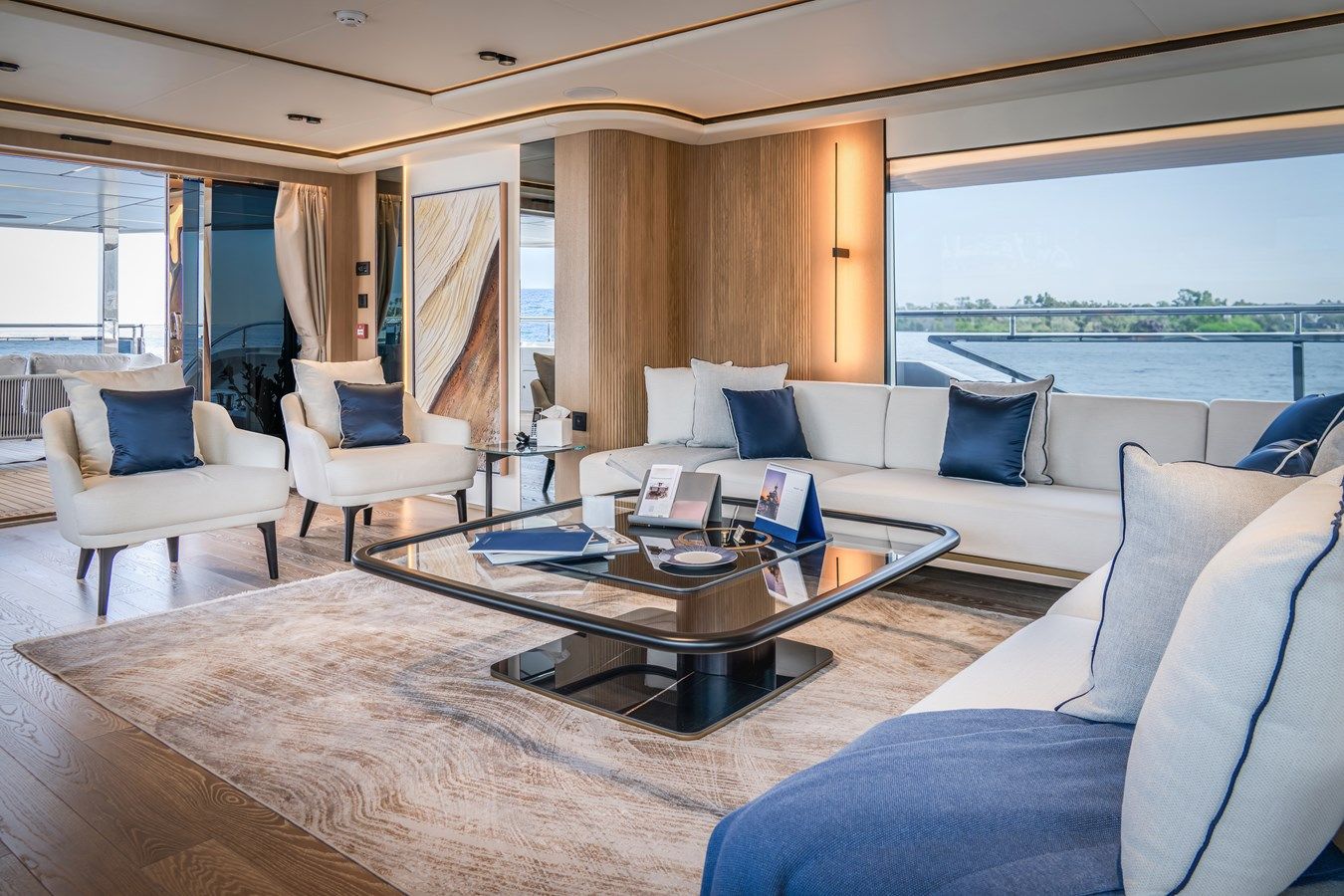 Buy a MAJESTY 112 at Shestakov Yacht Sales