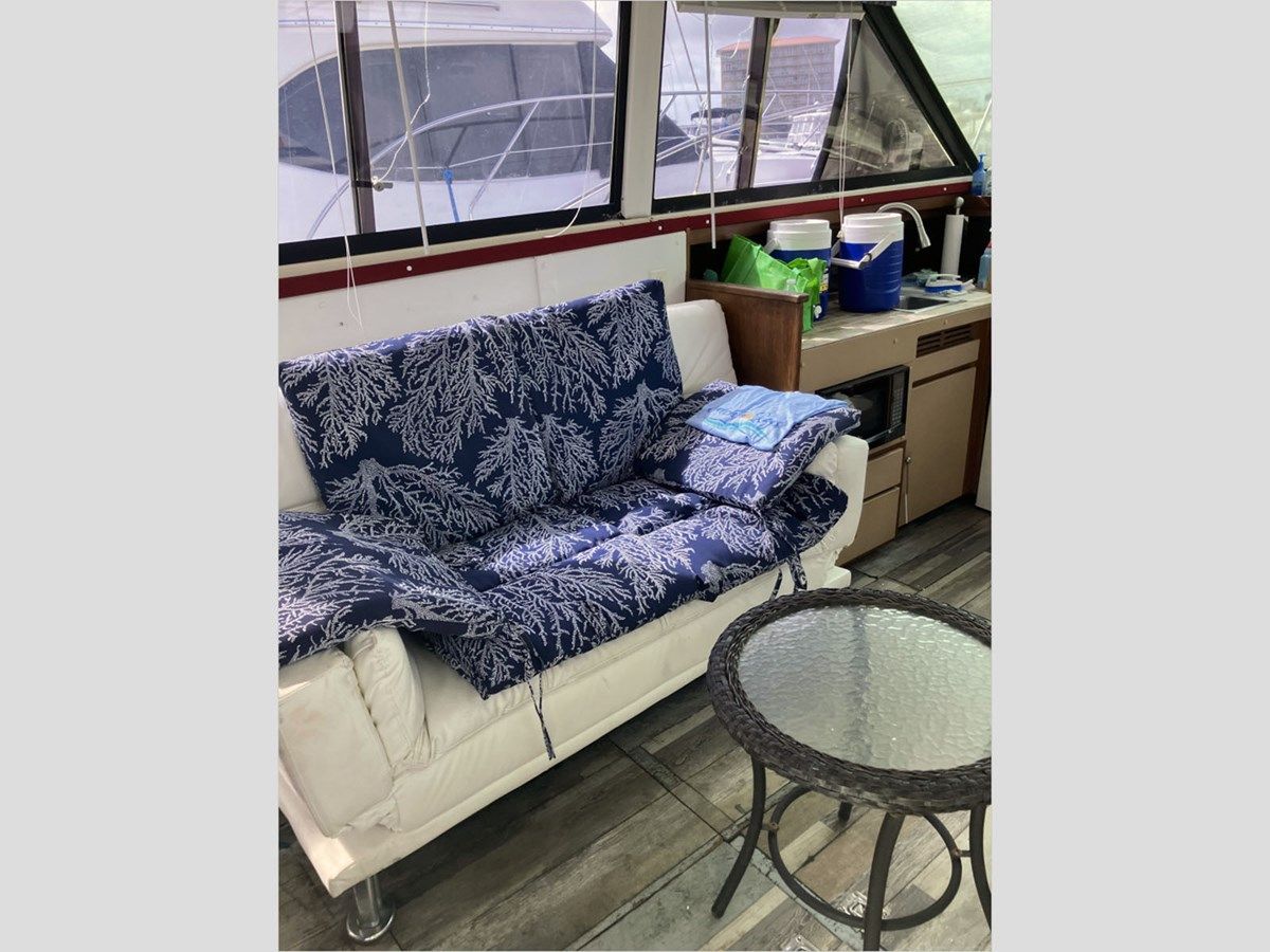 36' Trojan 1986 F36 - TROJAN price