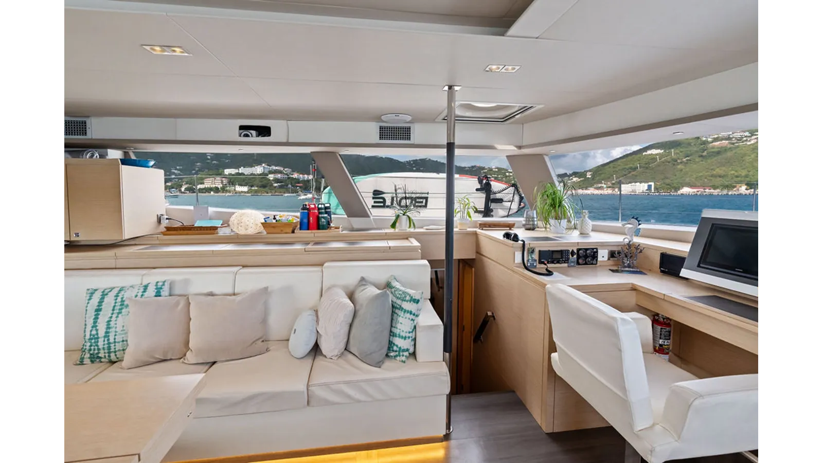 SOME KIND OF WONDERFUL 72 yacht sale