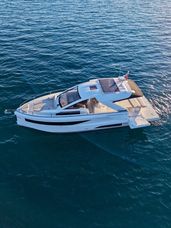 Buy a yacht JEANNEAU DB37 2024