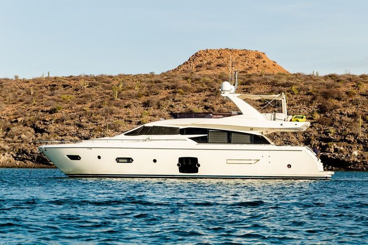 Ferretti 720