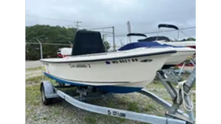 2006 Key West 1720 Sportsman CC