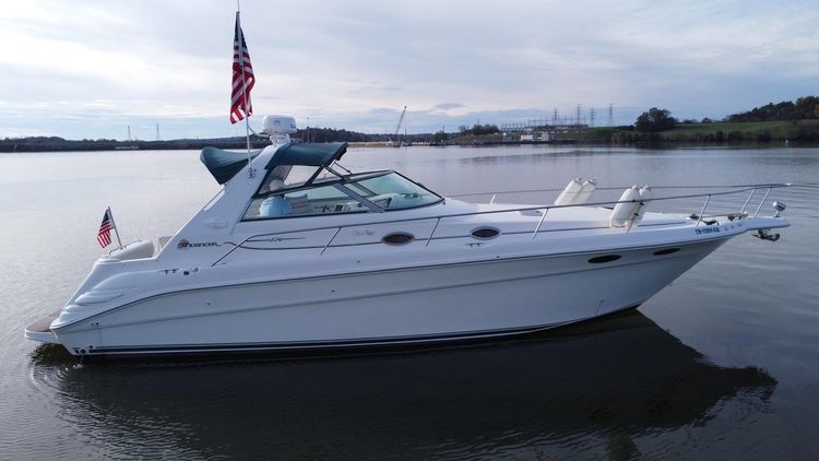 1997 Sea Ray 330 Sundancer