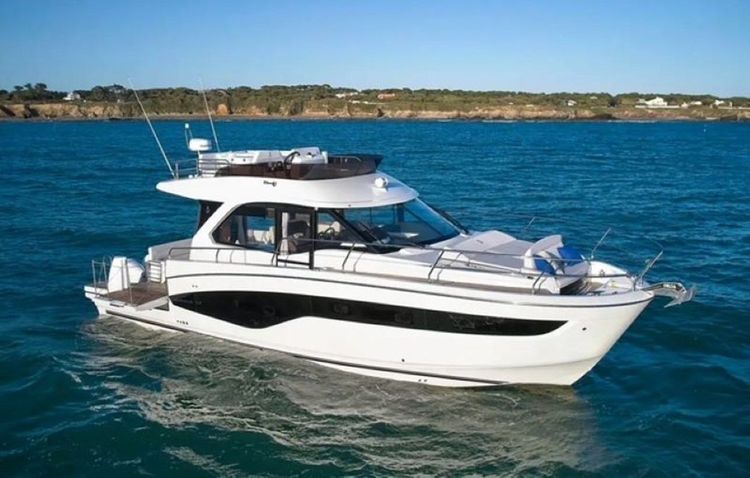 Beneteau Antares 12
