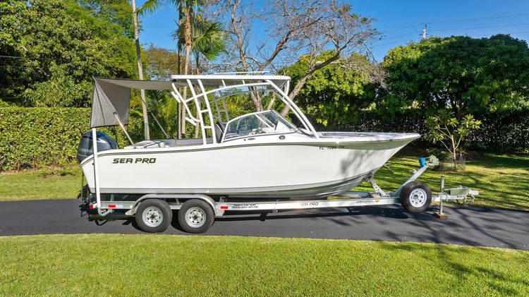 Sea Pro 240 Dual Console