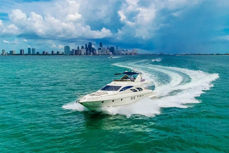 2007 Azimut Flybridge Evolution