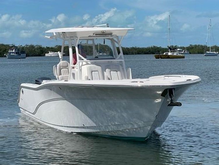 2020 Sea Fox 328 Commander