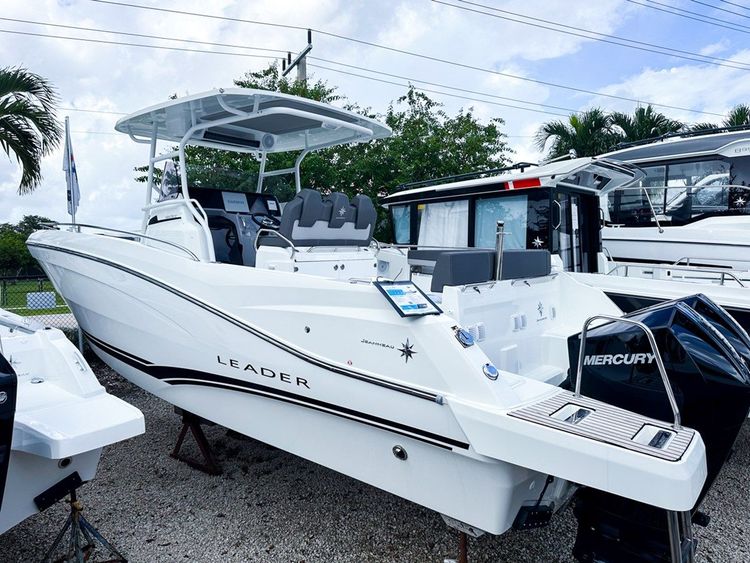 Jeanneau Leader 9.0 CC