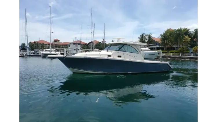 2012 Pursuit OS 385 Conquest